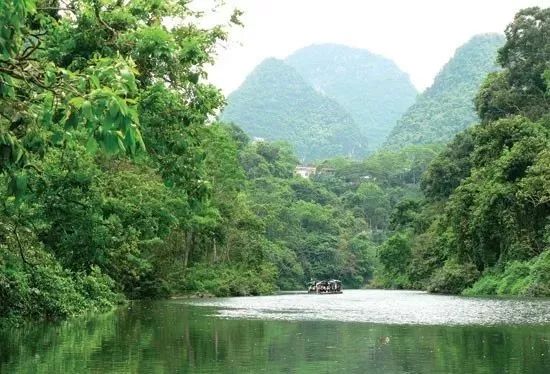 广西龙虎山风景区