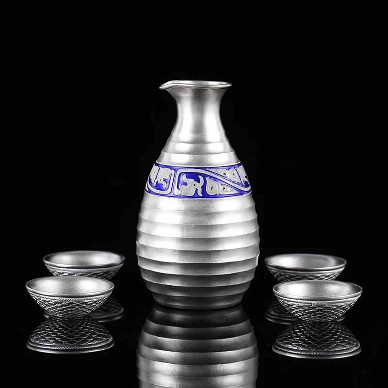 我有酒,你有故事吗?_酒壶
