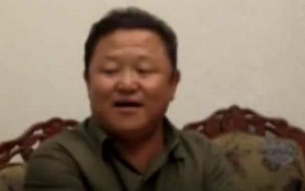 乌云毕力格老师饭局清唱被拍,首度曝光,太