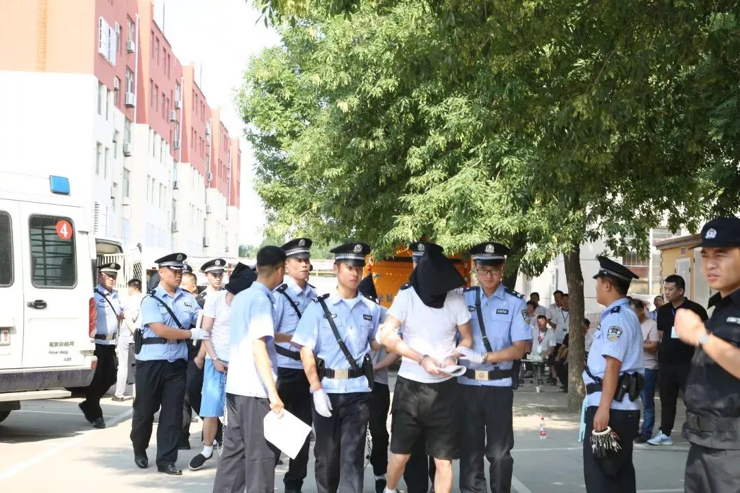 今日滨州郭永波等26人涉嫌组织领导参加黑社会组织等罪开庭