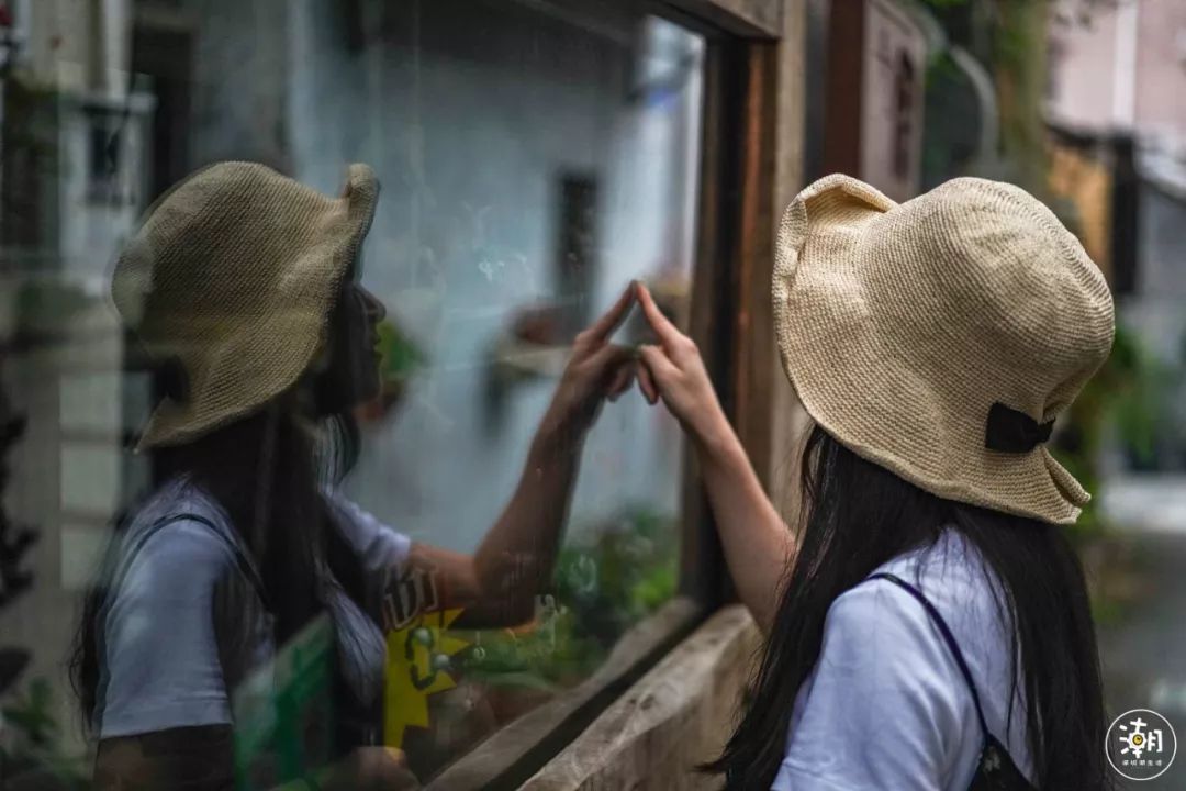 深圳藏着400年历史的客家老村，美爆！竟还有 “无人” 花房？！