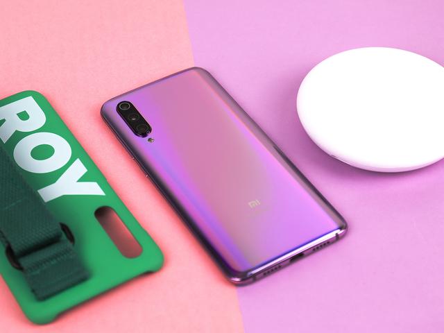 跳水200元!小米这款旗舰机官方终于降价了,性