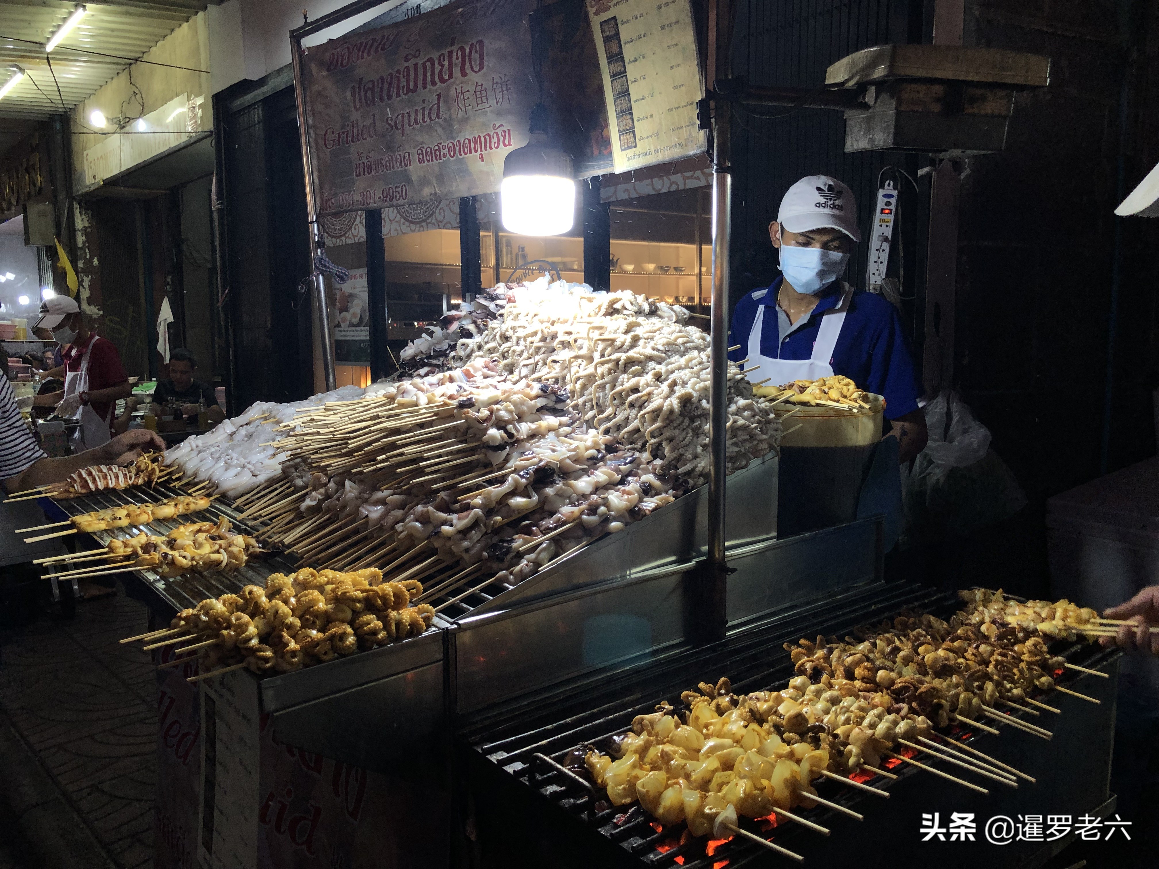 曼谷唐人街绝对是"街边美食天堂!米其林推荐美食也才50泰铢