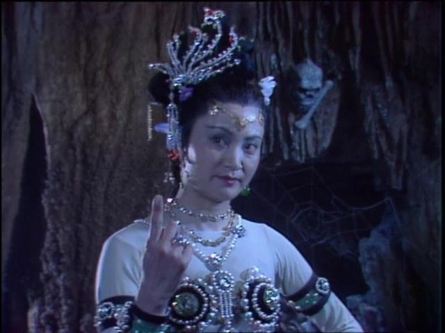 玉面狐狸被打死后为何惨遭猪八戒剥衣服？呆子究竟想干什么？