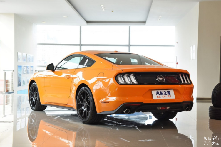 跑车大轮毂 900c88f0bdbe4042850361c226b6642f.png