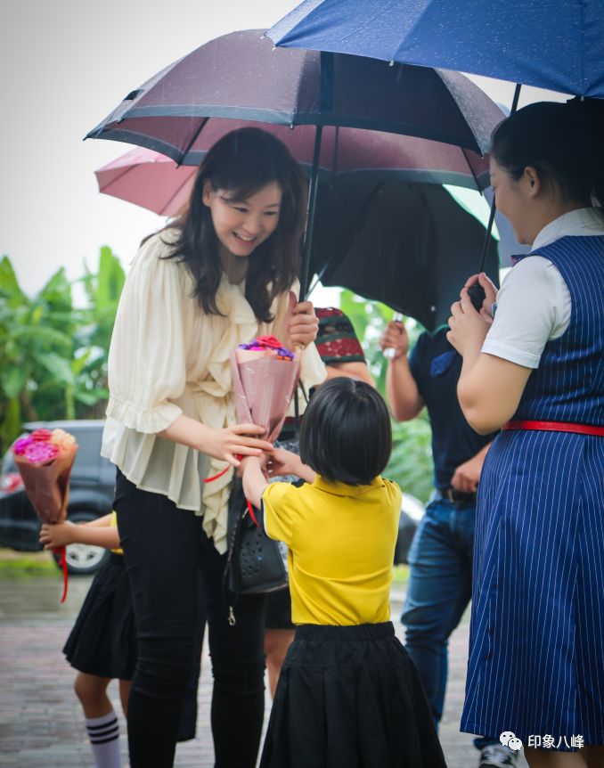 第一站 奕聪第二中心幼儿园虞蘅女士一行实地参观考察了黄奕聪先生