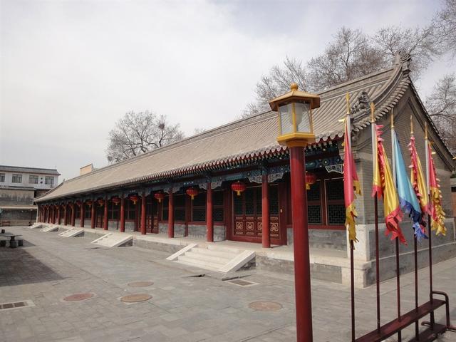呼和浩特的青城驿站这么漂亮?逛逛公主府,将军庙,青城公园