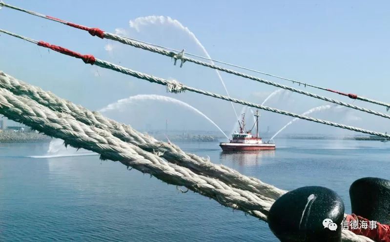从一名船舶代理被缆绳杀害说起系缆方式对系泊安全的分析
