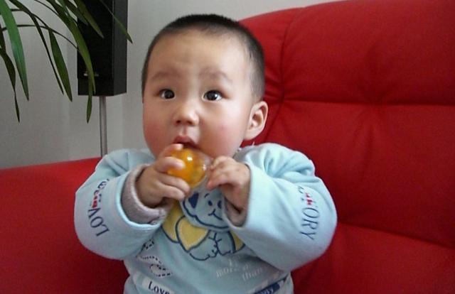                     它是“脾胃杀手”，儿科医生：家长还老给孩子吃！容易积食不长个