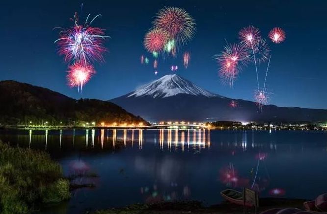 比樱花季还美的日本花火大会来了!错过等一年!