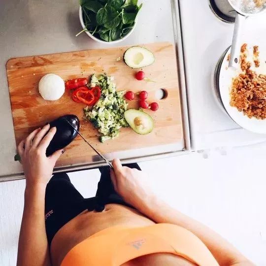 怎么才能瘦下来的妙招 29ac8fb97d0a47c8a9d39909bf3c7bd4.jpeg