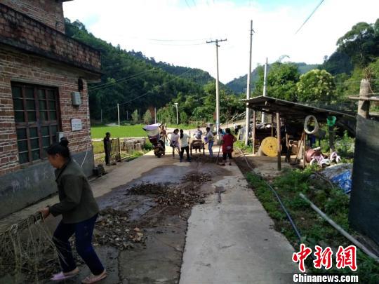 江华县人口_江华县图片