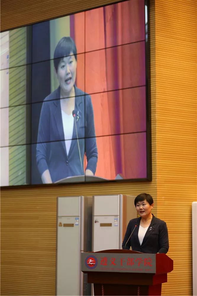 党外中青年干部班学员代表 孙慧芳在新时代长征路上,担当不是一句叫得