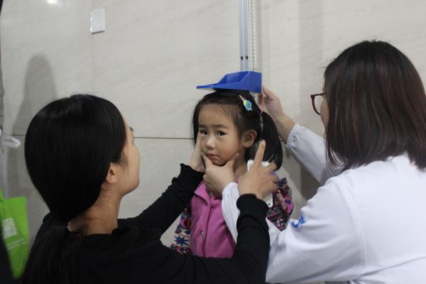                     孩子是晚长孩子个矮？儿科医生：看这3点很准，再不重视就晚了