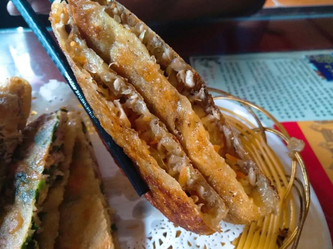 火爆抖音的家常菜馆,老板贼热情!