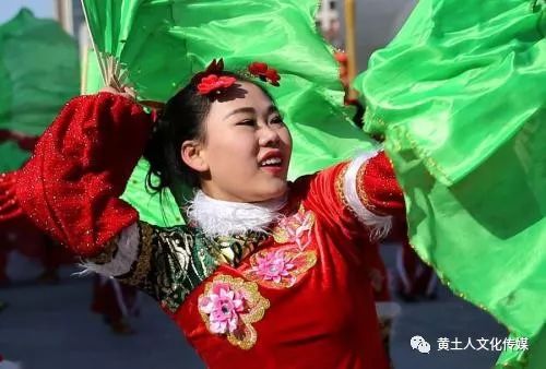 陕北人简谱_陕北民歌小桃红简谱