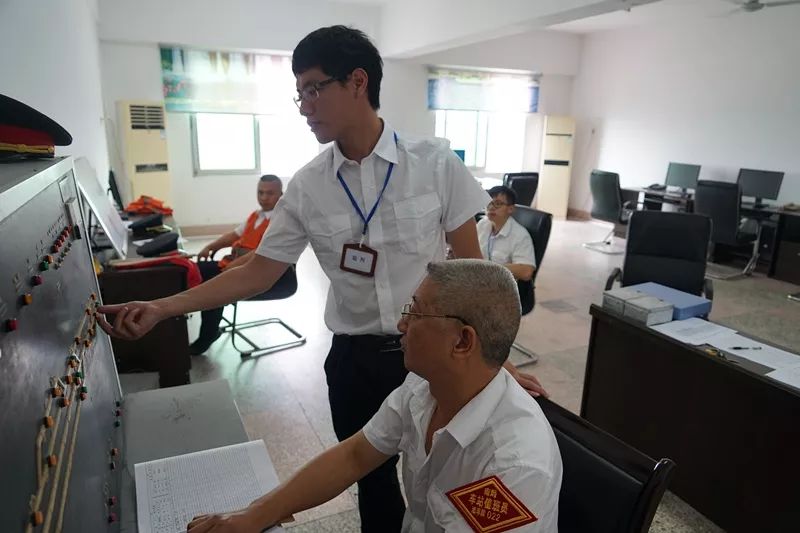 漳州车务段举办第三十届安运会接发列车技能比赛