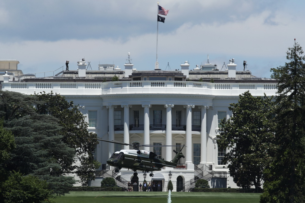 美斥巨资更新总统直升机 新飞机亮相白宫南草坪