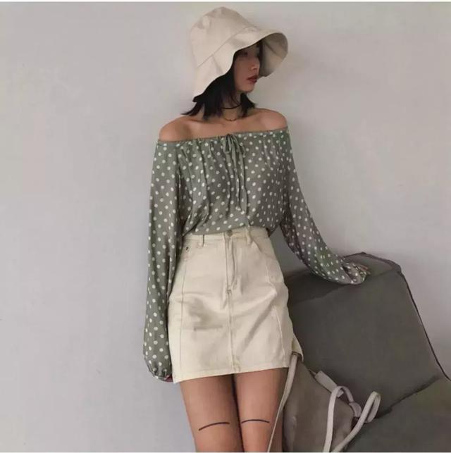 8050b9181f884f7492206e79df9cd041.jpeg