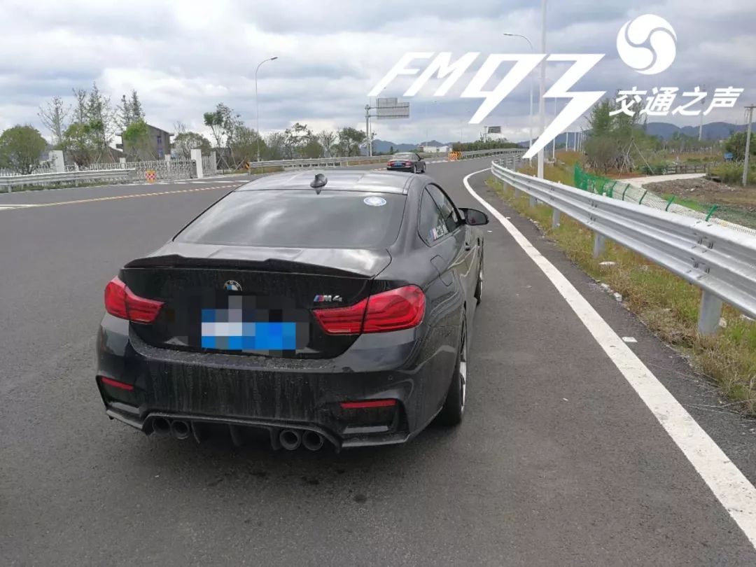 跑车怎么开快 823afd9a682c4f7f913ac19fcce7391f.jpeg