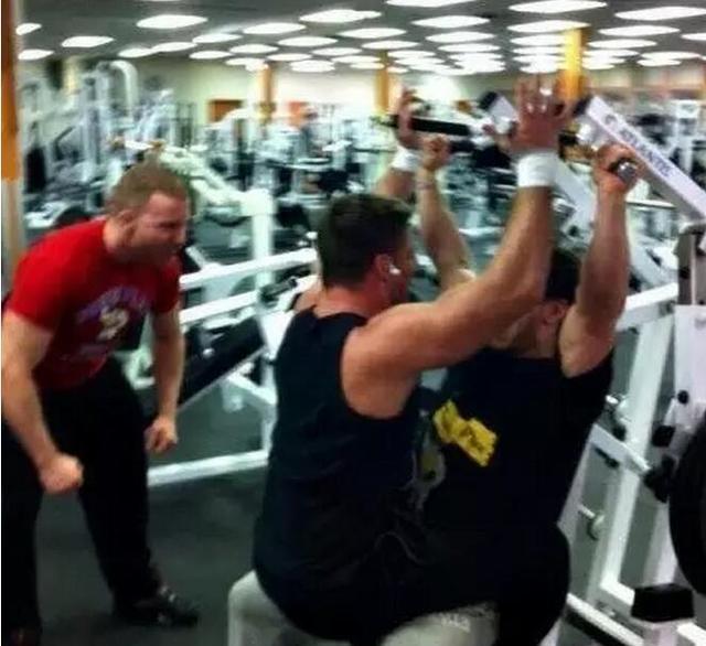 爱健身的十男九gay，剩下一个是教练？事实并非如此简单！