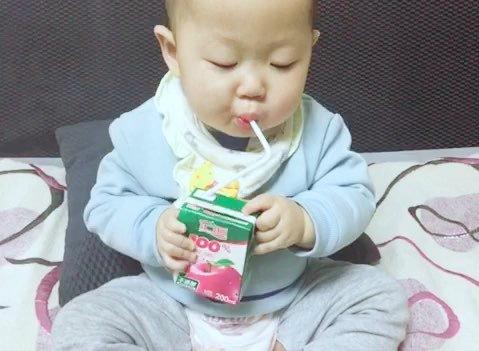                     它是“脾胃杀手”，儿科医生：家长还老给孩子吃！容易积食不长个