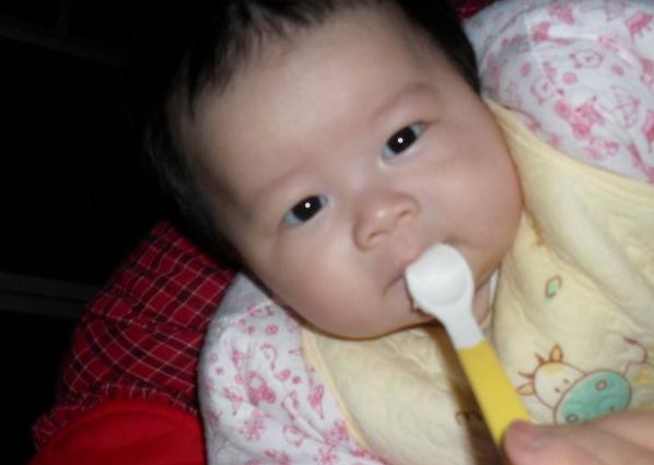                     告诫：孩子这2个时期最容易生病，妈妈提前掌握，能省很多事儿