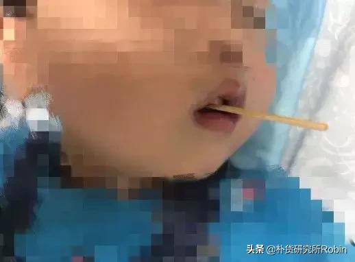                     教育部最新通知，这类零食暗藏“伤眼炸弹”，可家长还在给宝宝吃