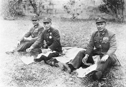 此人善于排兵布阵，超高的军事才能，赢得国人与对手的称赞