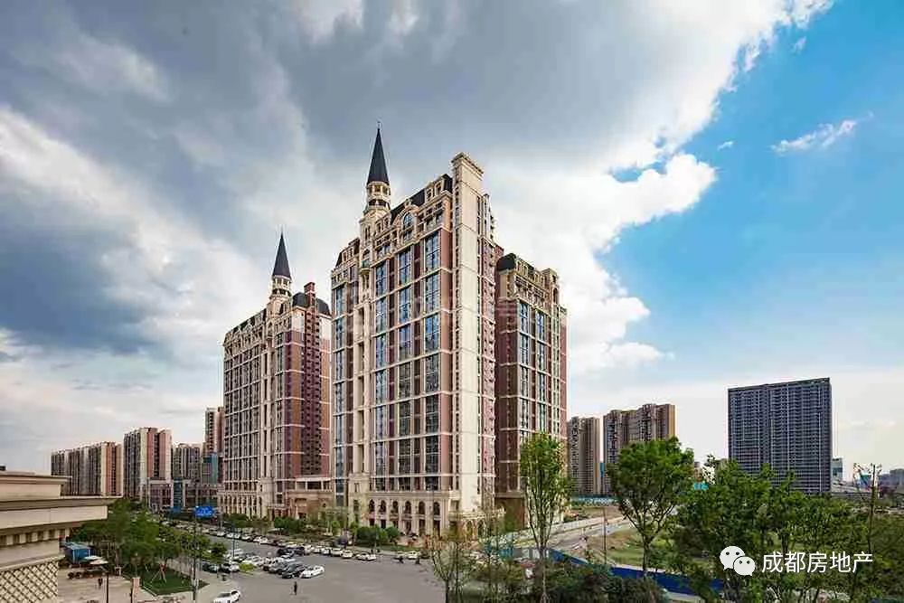 不限购中德苹果跃层商办