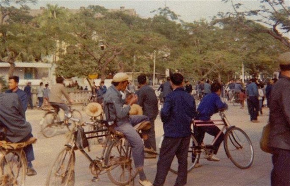 1979年深圳彩色老照片:领略不一样的人文生活