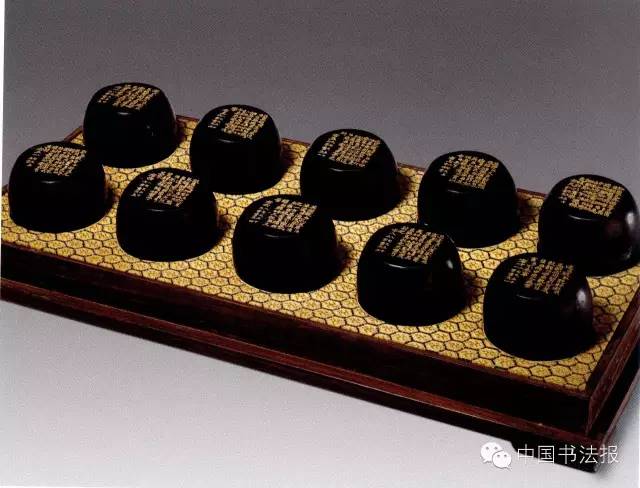 中国美術 文房四宝 古墨 唐墨 年代品 唐墨 黄山松煙 古法 純松煙 5年自然乾燥 中国非物質文化遺産 伝統伝承