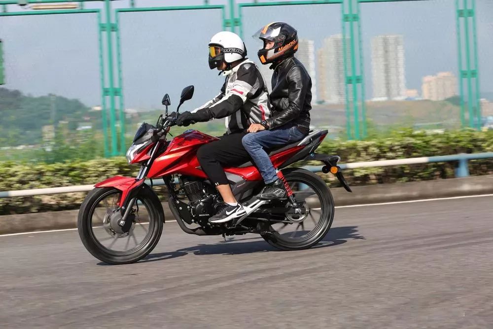 入门精品小排,新大洲本田CBF125R评测报告