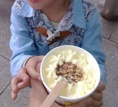                     原创            孩子吃个西瓜，住了3天医院。夏天这几种食物，家长少给孩子吃