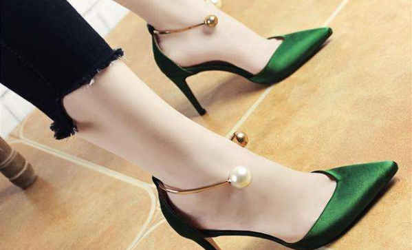 怀孕的人要生了还穿高跟鞋 57a4302e71c241d5b8a35d9aca9498fa.jpeg