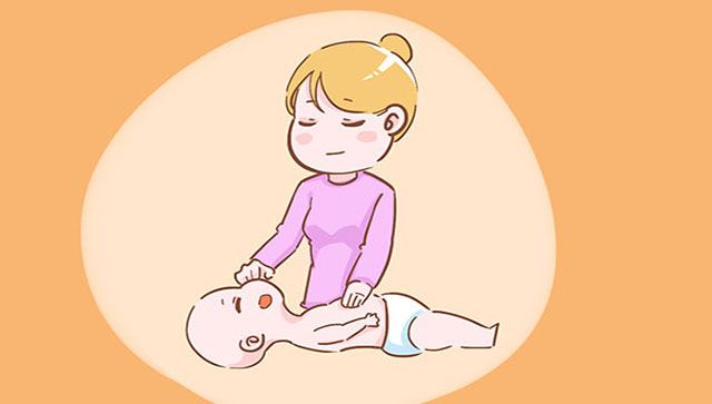                     原创            家长再节省，宝宝洗脸时也要准备这5样东西，不然容易烂脸