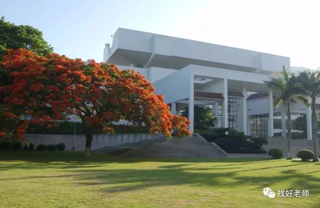 汕头大学未来四届本科生学费全免,这可能是中国第一家