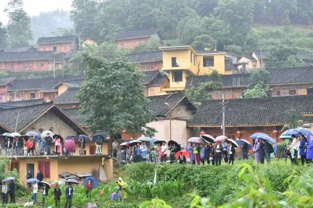 湖南湘西第四届农耕民俗文化节在花垣县十八洞村竹子寨如期举行.