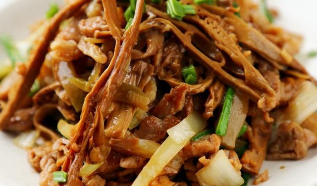 怎么晒笋干最简单方法 7ece2883ab1b464196f61bb1bcdbef49.jpeg