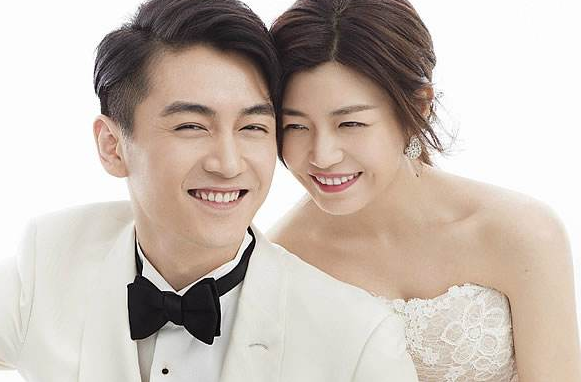 原创陈妍希陈晓已离婚陈妍希带孩子净身出户孩子该何去何从