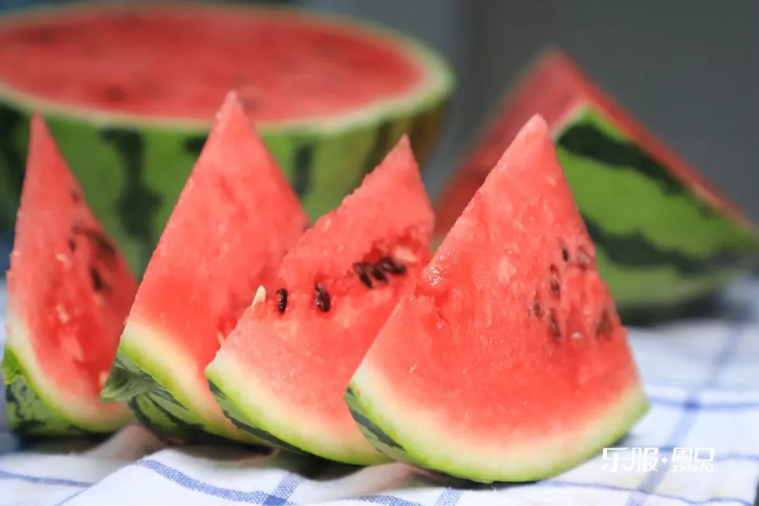 哈密瓜怎么吃起来有一股奇怪味道 a95a6acc85914b36ab8943de8050c22f.jpeg