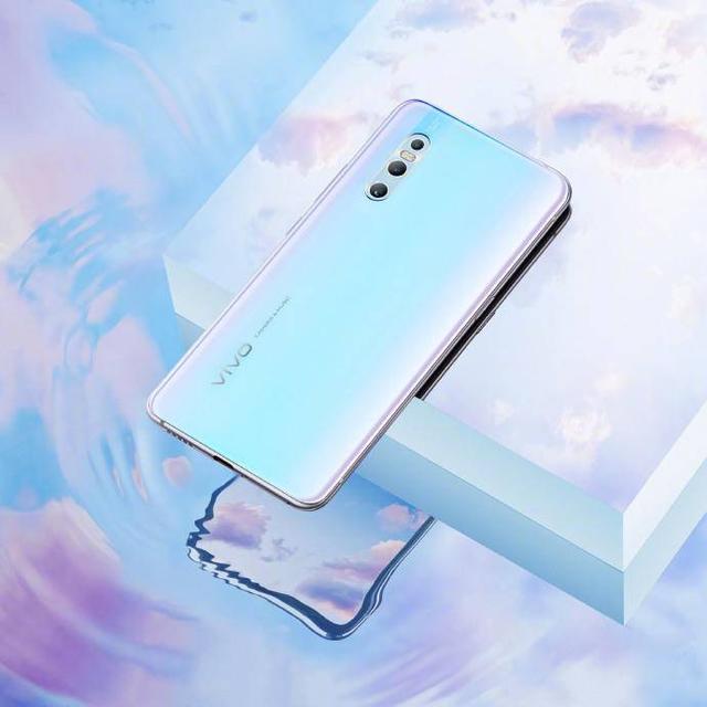 vivo不同系列背面 ae7683c265cb4d429d024b16346f1748.jpeg