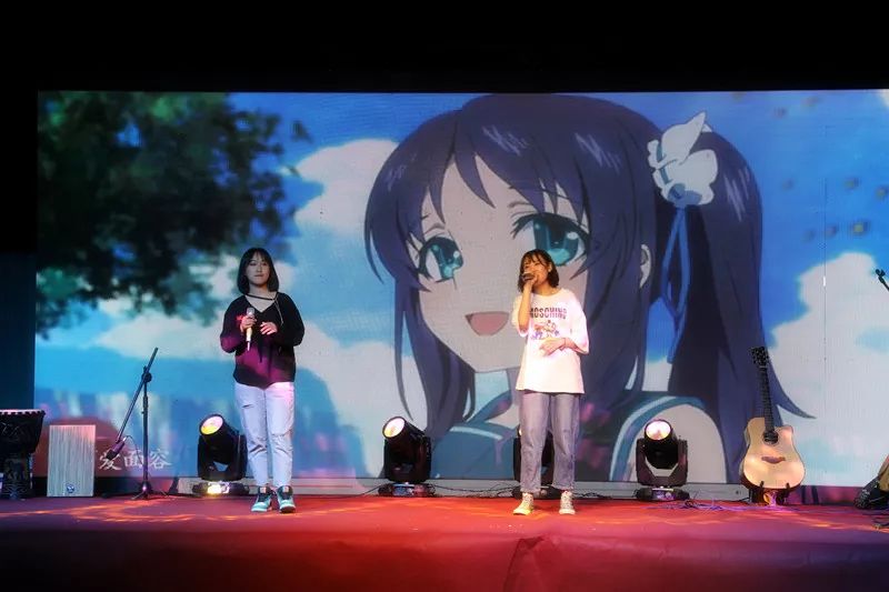 如何唱歌才大声 bccb48d05c834cdebb5b457f73524f8f.jpeg