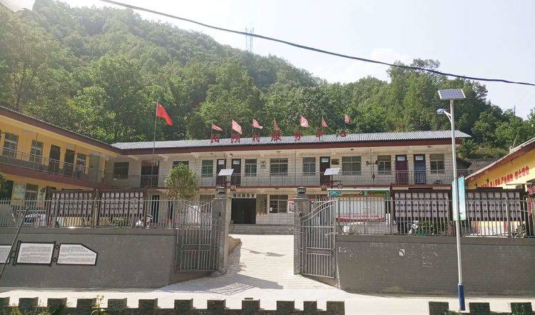丹凤各村人口_丹凤大峪沟民俗旅游村