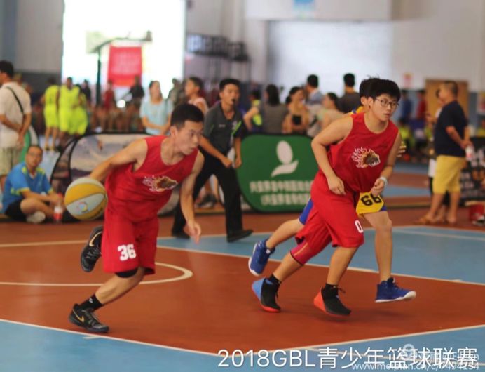 球队介绍年轻有为活力全开okc猎人篮球队