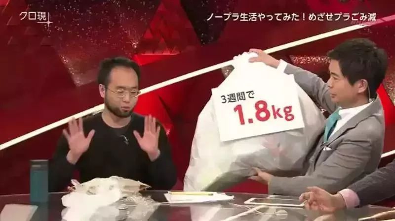 27c13986eaa7415e86a2198f4a1edec5.jpeg