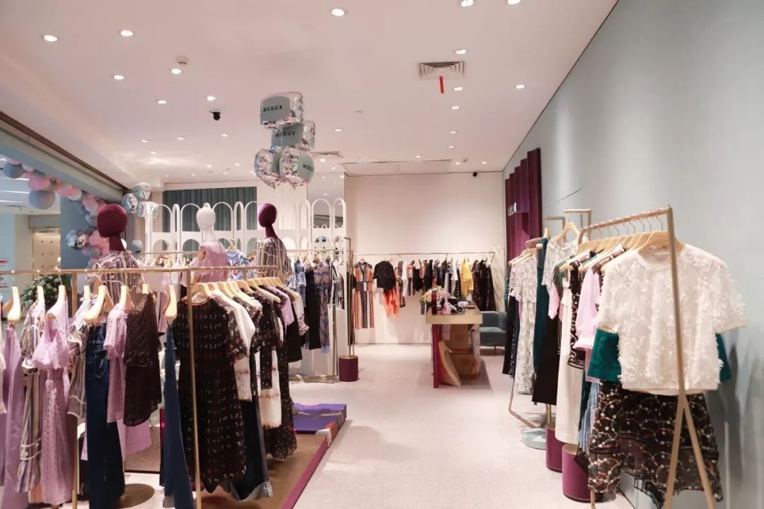 【分享】张家界又一家时尚女装店开业了,千万别让老婆