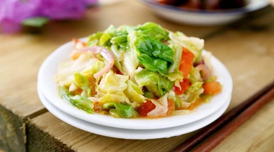 手撕包菜怎么弄 396907cf49914b9b864d25e05a11994f.jpeg