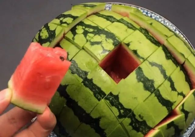 3c0e24e6c0a4492abc6d3113ab93a3bf.jpeg