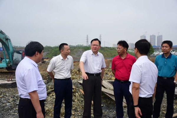 邵阳市委书记龚文密调研重点项目及省粤港澳高峰论坛招商工作